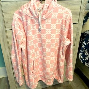 Customized sweater - very cozy in great condition